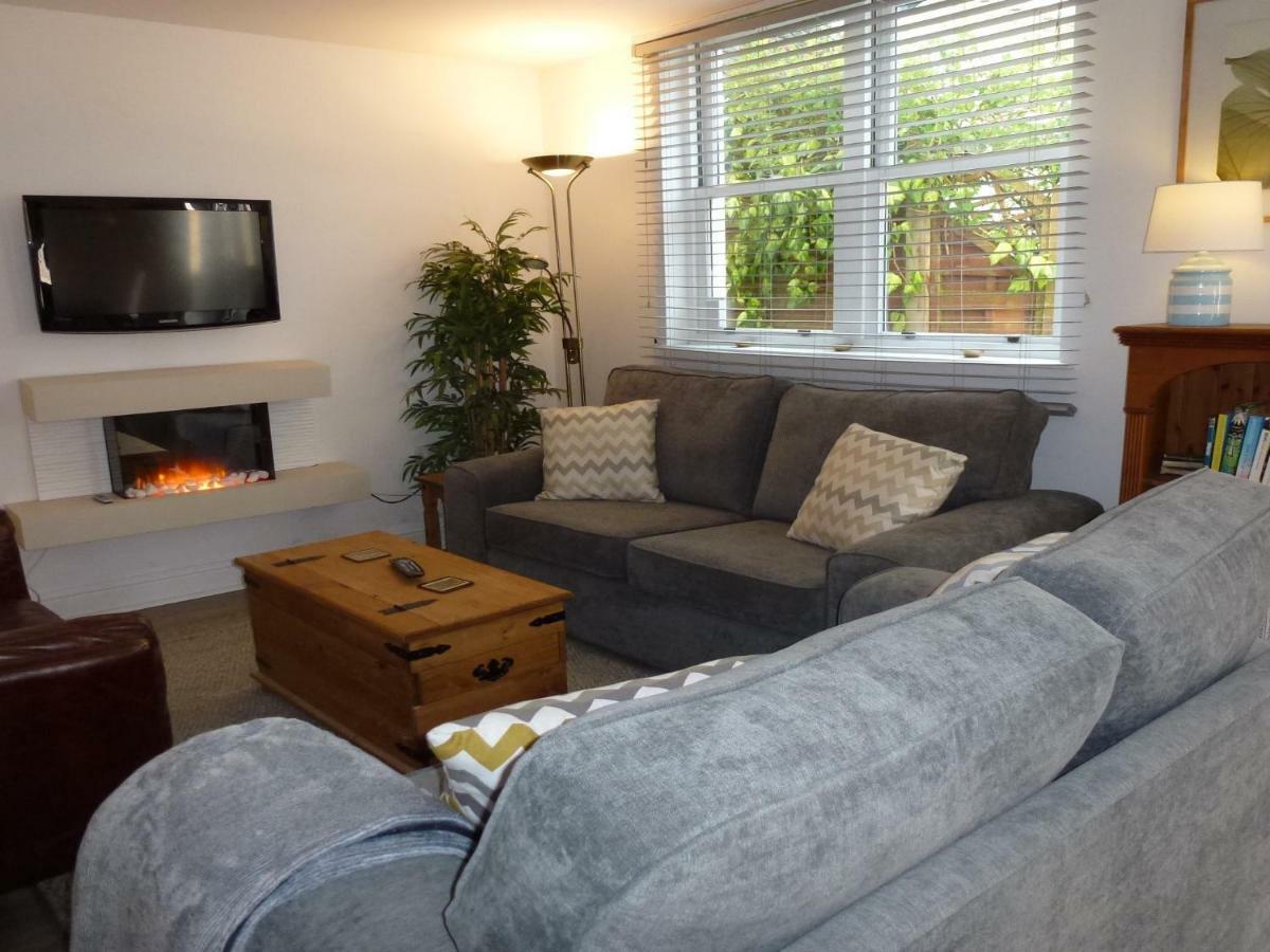 Meadowside Cottage Bassenthwaite Lake ภายนอก รูปภาพ