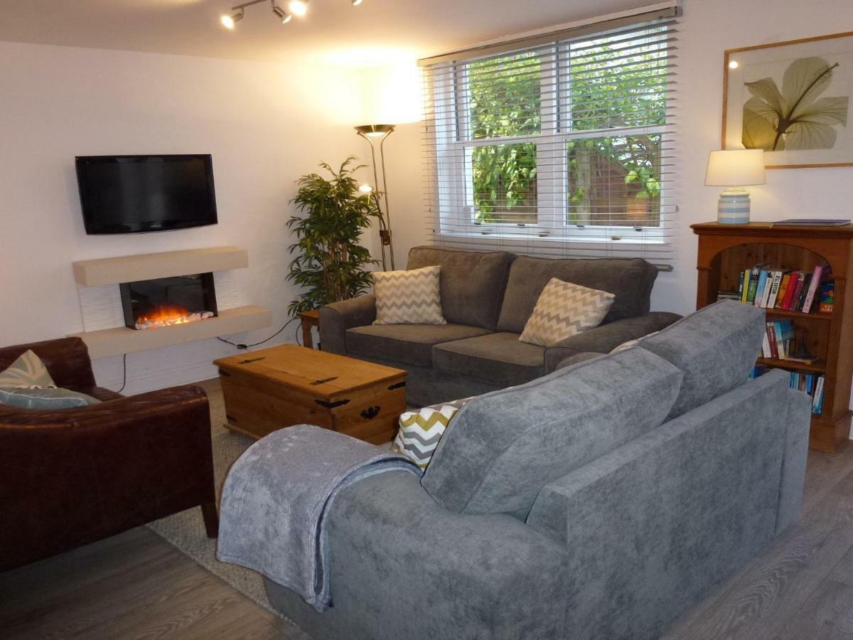 Meadowside Cottage Bassenthwaite Lake ภายนอก รูปภาพ